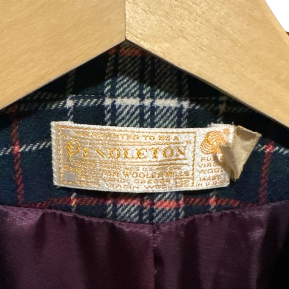 Classic Vintage Pendleton Plaid Wool Blazer, Size 12 - Picture 3 of 11